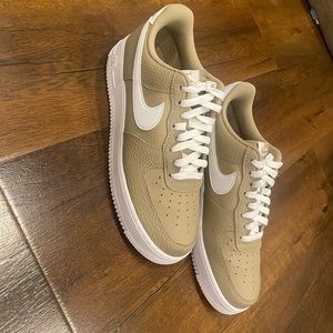 Tan and white air forces